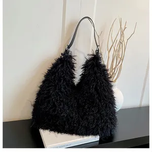 Sac à épaule élégant en fausse fourrure noire pour femme, parfait sac fourre-tout automne hiver.