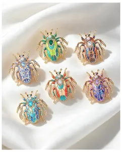 Vintage rhinestone beetle brooch set, exquisite metal insect pin for women clothing accessories.