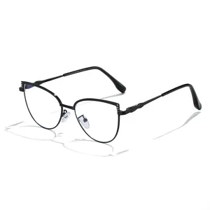 Monture de lunettes œil de chat en métal noir pour femme, style rétro anti lumière bleue.