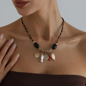 Leopardenmuster Lederseil Metallring Choker Halskette Damen Gemischte Elemente Sonne Chili Herz Künstliche Perle Strass Kette