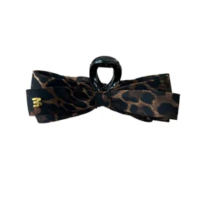 Pince à cheveux nœud léopard, accessoire capillaire rétro en tissu multicouche pour femmes.