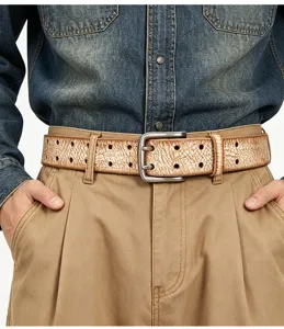 Cintura in pelle vintage da uomo con fibbia in metallo a doppio ardiglione e fori doppi casual.