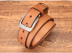 Ceinture en cuir véritable pour homme style vintage boucle ardillon marron cuir détail