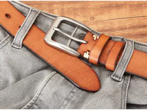 Ceinture en cuir véritable pour homme style vintage décontracté avec boucle ardillon.