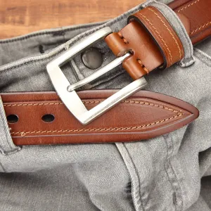 Ceinture en cuir véritable pour homme avec boucle ardillon marron classique style décontracté.