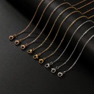 Collier en Chaîne O et Croix Électroplaqué en Acier Inoxydable pour Femmes Hommes Bijous de Mode de Chaîne Géométrique Classique Cadeau
