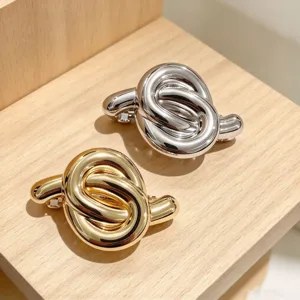 Molletta per capelli in metallo oro e argento design nodo torsione elegante accessorio moda donna