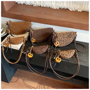 Retro suede underarm bag women niche design crescent crossbody shoulder bag small