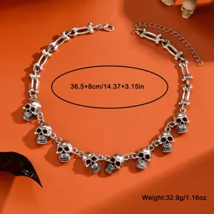 Punk stijl metalen doodskop en botten choker halsketting, cool gothische vintage ketting.