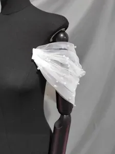 Mangas postizas de tul blanco y perlas desmontables accesorio de moda vestido novia.