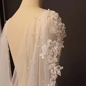 Braut Tüll Umhang mit zarter Spitzenapplikation und Perlen, elegantes Hochzeitskleid Zubehör.