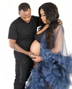 Long tulle maternity dress with ruffles for photography, elegant blue robe for photo studio.