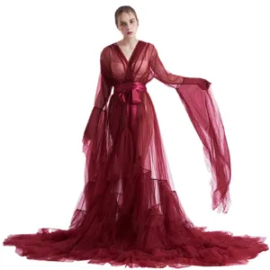 Lunga vestaglia da sposa in tulle bordeaux con fiocco in satin, sexy abito da boudoir trasparente.