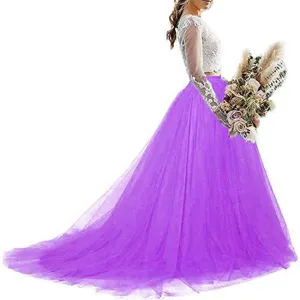 Vrouwen tweedelige trouwjurk witte kant top paarse tule maxi rok met lange sleep.