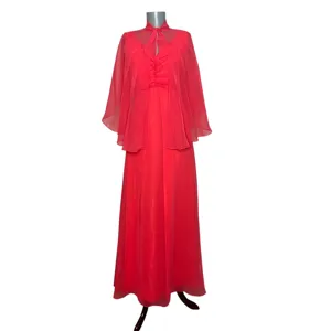 Elegante rode chiffon maxi jurk met bijpassende cape, vintage Chinese stijl lang.