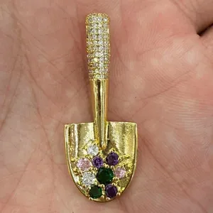 Pendentif Pelle Plaqué Or Avec Zirconia Cubique Et Pierres Précieuses Accessoire DIY