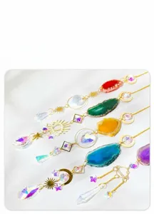 Natural agate slice suncatcher wind chime hanging ornament for garden home window decor.