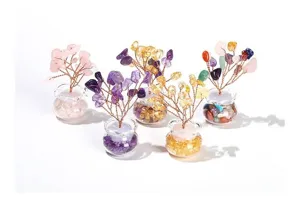 Arbre à argent en cristal naturel ornement de bureau avec vase en verre et pierres de guérison.