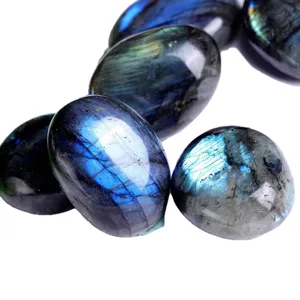 Pierres roulees de labradorite naturelle cristal flash bleu echantillon mineral deco.