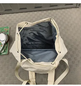 Casual μεγάλο και ελαφρύ outdoor σακίδιο ταξιδιού με πολύ πρακτική εσωτερική φόδρα