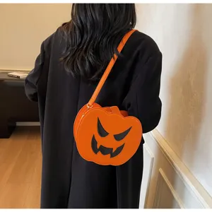 Detailansicht der niedlichen Halloween Kürbis Schultertasche mit einzigartigem Nischen Design.