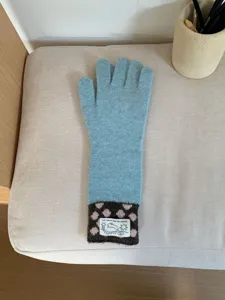 Gants longs en tricot à pois bicolores tactiles pour femmes hiver chaud confortable casual style.