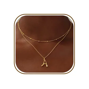 Minimalistische dubbellaagse gouden letter A ketting voor vrouwen elegante mode sieraden.