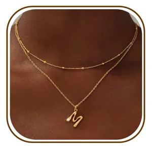 Gouden dubbellaagse letter M ketting minimalistische Franse vintage choker voor dames mode