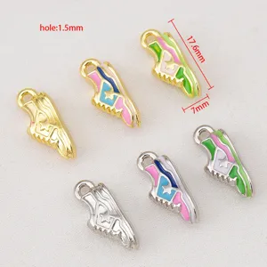 Geëmailleerde sneaker bedels van legering voor DIY sieraden, schattige schoen hangers
