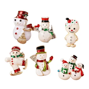 Weihnachten Schneemann Brosche Set, süße Emaille Strass Reversnadeln für festliche Kleidung.