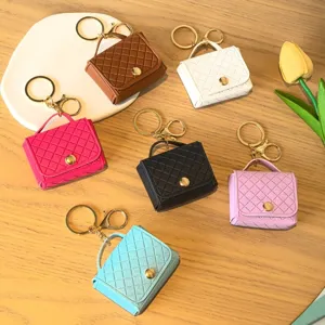 PU gewatteerde mini handtas sleutelhanger, schattige portemonnee en stijlvolle accessoire.