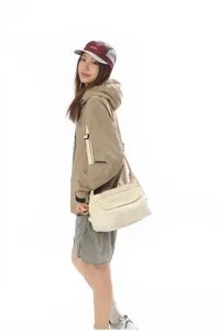 Vintage canvas shoulder bag for women, minimalist casual crossbody bag, retro daily style.