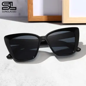 Klassische schwarze Cat-Eye Sonnenbrille für Damen und Herren, UV-Schutz, Hauptansicht.