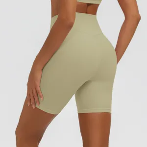 Hohe Taille Sport Yoga Shorts für Damen, bequeme Fitness Laufbekleidung Detailansicht.
