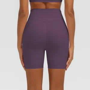 Hohe Taille einfarbige Yoga-Shorts Rückansicht, atmungsaktive elastische Sportbekleidung.