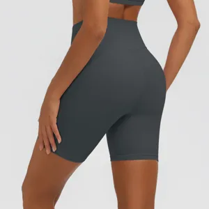 Hohe Taille Fitness Yoga Shorts für Damen, bequeme atmungsaktive Sporthose Detail.
