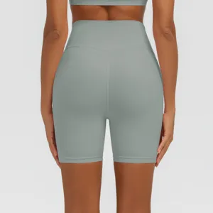 Hochwaessrige einfarbige Yogashorts, atmungsaktive hautfreundliche Fitness Sportkleidung.