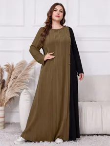 Farbblock Strick Langarm Kleid Detail, seitliche Knöpfe Dekoration, warmer Winterstil.