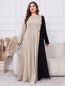 Plus Size Damen Strick Maxikleid Colorblock Langarm Rundhalsausschnitt Knopf Detail elegant.
