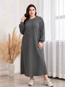Damen Übergröße Langarm Zopfstrick Maxi Pulloverkleid Winter gemütlich graues Kleid