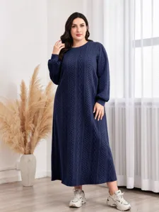 Damen Plus Size langer Zopfmuster Strickkleid, gemütlicher Winter Langarm Freizeit Maxikleid.