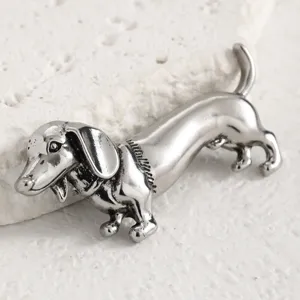 Broche chien teckel argenté vintage épingle animal exquise accessoires de vêtement