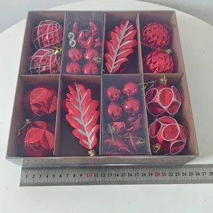 Set de bolas de navidad rojas para árbol, adornos colgantes de plástico decorativos.