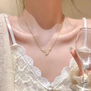 Koreanische schimmernde Zirkonia Weizenähre Titan Stahl Halskette elegante Damenschmuck
