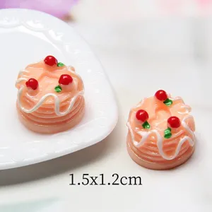 Mini torta alle fragole in resina dolce per casa bambole DIY piccola decorazione scena