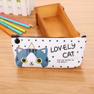 Cute cartoon cat pencil pouch student stationery storage bag with zipper closure and cute design.