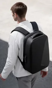 Herren wasserdichter Business Laptop Rucksack mit Zahlenschloss fuer Alltag und Reisen