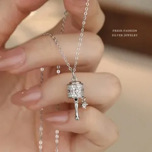 Exquisite S925 Sterling Silber Gebetsmuehle Anhaenger Halskette fuer Damen und Alltag.