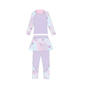 Enfant manches longues split maillot de bain detail design croquis avec motif fraise.