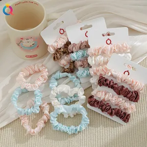 Satin haarscrunchies set voor vrouwen en meisjes, zachte elastische haarelastiekjes stijl.